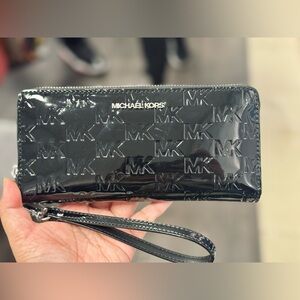 NWT Michael Kors Women Large Metallic Logo Debossed Continental Wallet Black
